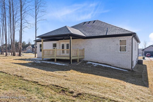 116 Wooded Glen Dr, Mt Washington, KY 40047