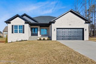 116 Wooded Glen Dr, Mt Washington, KY 40047