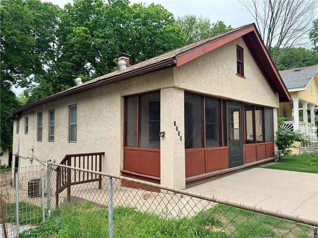 2750 Lister Avenue, Kansas City, MO 64128