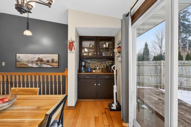 345 RIVER DRIVE, Appleton, WI 54915