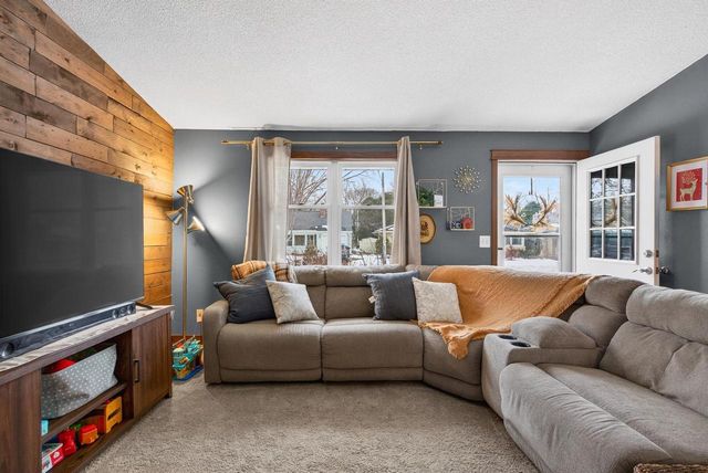 345 RIVER DRIVE, Appleton, WI 54915