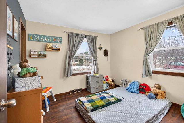 345 RIVER DRIVE, Appleton, WI 54915