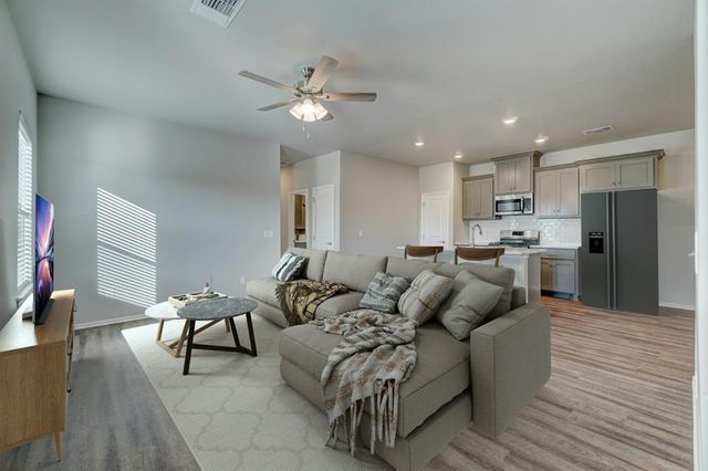 9332 NW 124th Street, Yukon, OK 73099