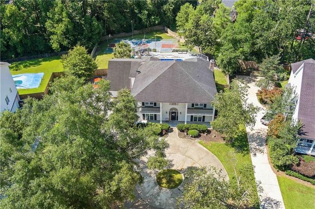 6665 Sugar Creek Drive, Mobile, AL 36695