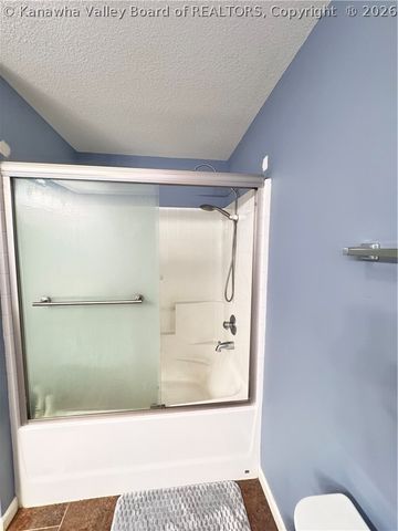 157 Crihfield Road, Kenna, WV 25248