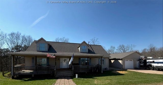 157 Crihfield Road, Kenna, WV 25248