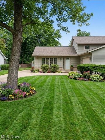 16244 Delmont Avenue, Strongsville, OH 44136