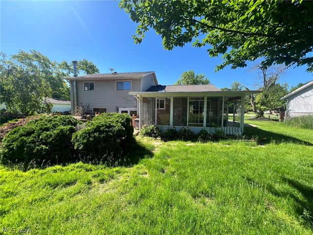 16244 Delmont Avenue, Strongsville, OH 44136