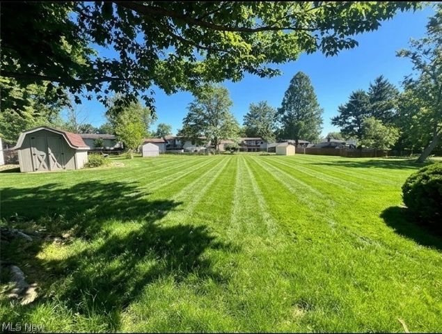 16244 Delmont Avenue, Strongsville, OH 44136
