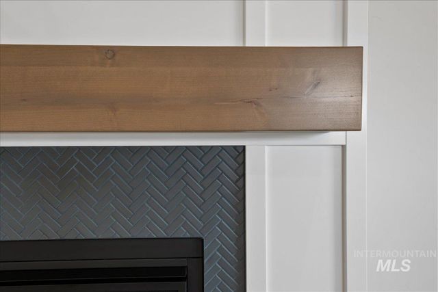 7094 N Canter Trail Ave, Meridian, ID 83646