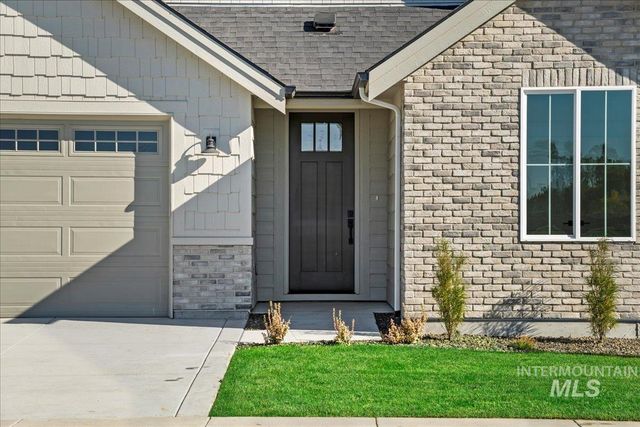 7094 N Canter Trail Ave, Meridian, ID 83646