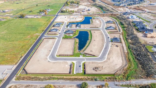 7094 N Canter Trail Ave, Meridian, ID 83646