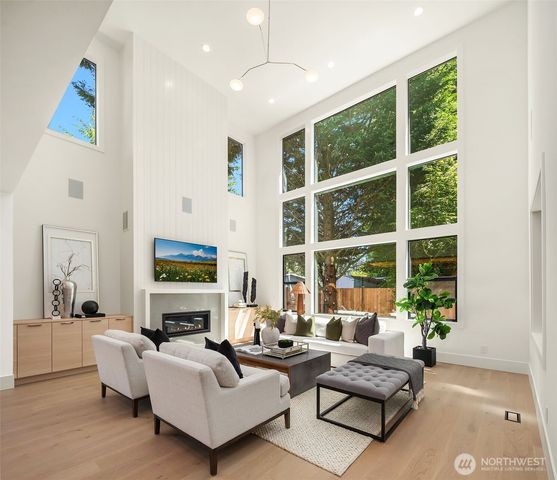 16711 NE 16th Place, Bellevue, WA 98008