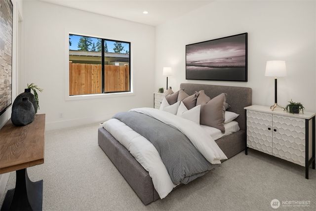 16711 NE 16th Place, Bellevue, WA 98008