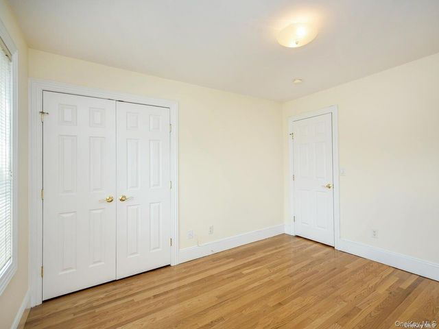 51 Inwood Road B, Port Washington, NY 11050