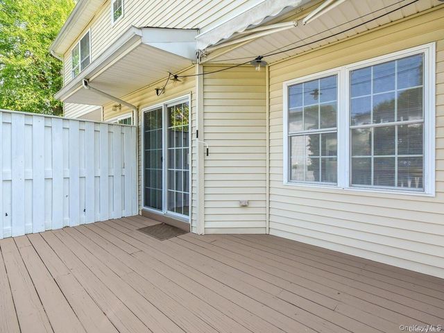 51 Inwood Road B, Port Washington, NY 11050