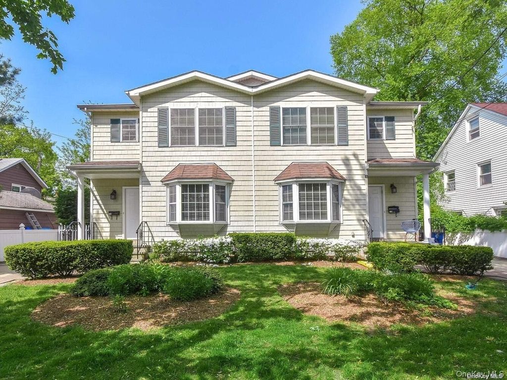 51 Inwood Road B, Port Washington, NY 11050