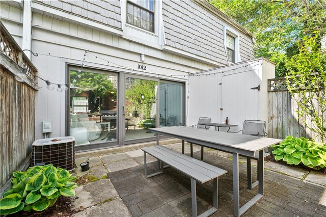 1012 Pennsbury Blvd, Pennsbury, PA 15205