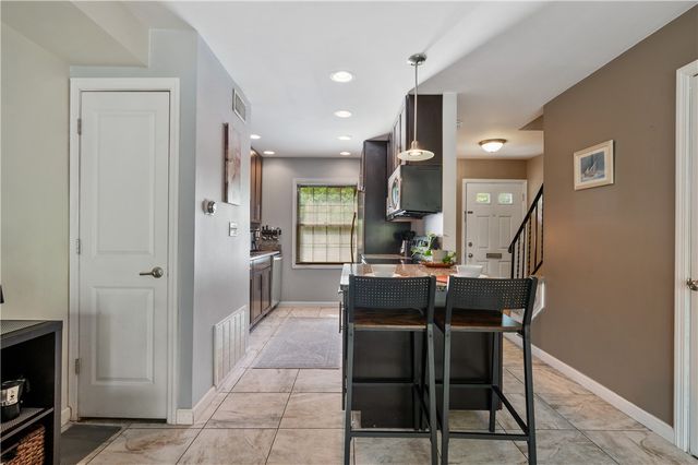1012 Pennsbury Blvd, Pennsbury, PA 15205