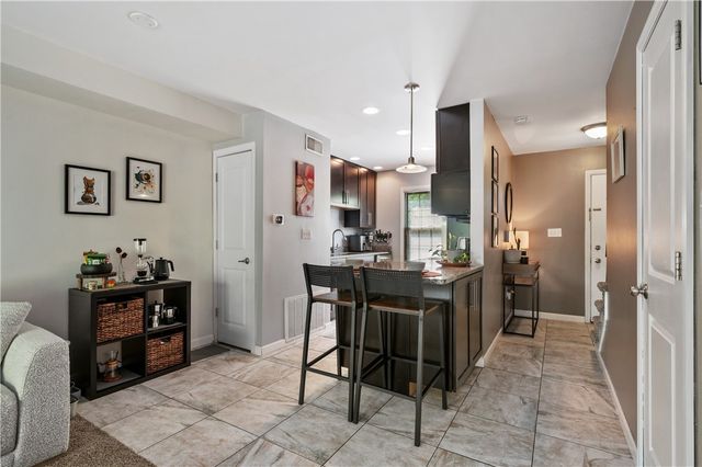 1012 Pennsbury Blvd, Pennsbury, PA 15205