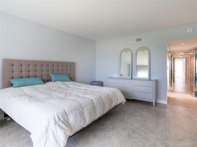 2850 N Palm Aire Drive 601, Pompano Beach, FL 33069
