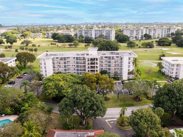 2850 N Palm Aire Drive 601, Pompano Beach, FL 33069