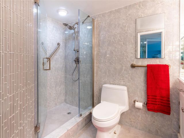 2850 N Palm Aire Drive 601, Pompano Beach, FL 33069