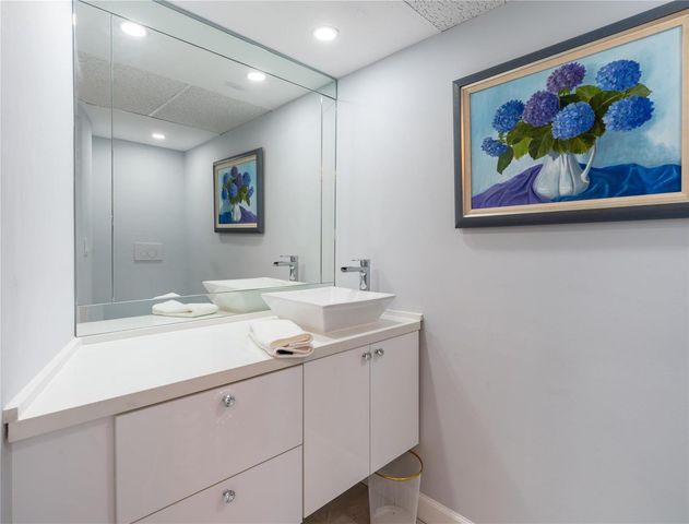 2850 N Palm Aire Drive 601, Pompano Beach, FL 33069
