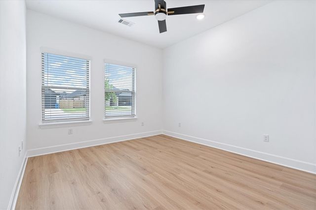 6902 SW High Meadow Boulevard, Bentonville, AR 72713