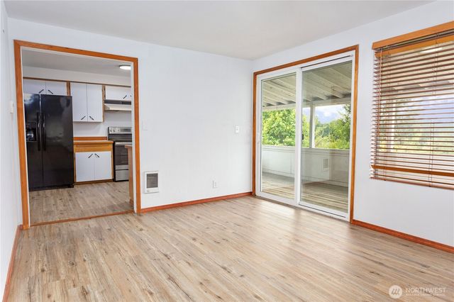 2205 S Meridian, Puyallup, WA 98374