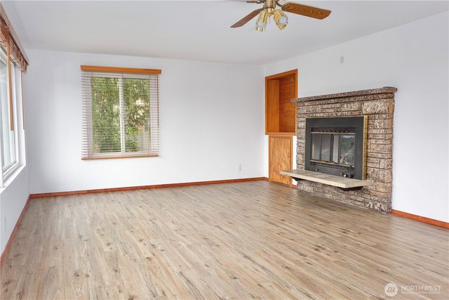 2205 S Meridian, Puyallup, WA 98374