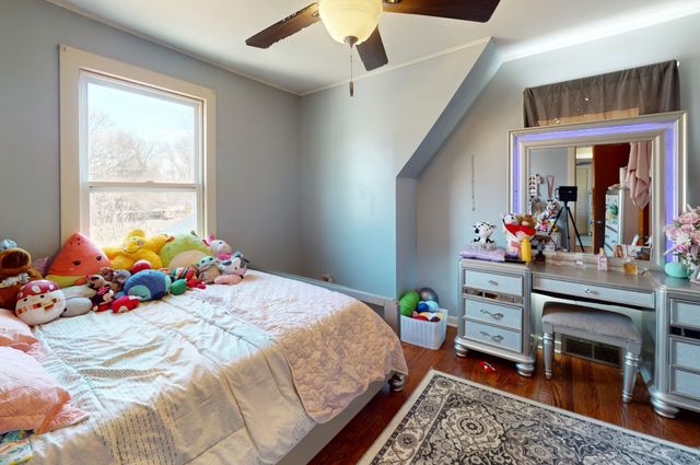 423 S Main Street S, Montgomery, IL 60538