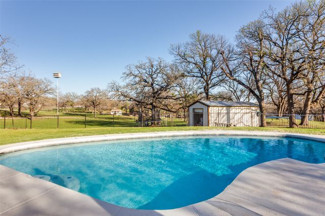 6525 Fm 2738, Burleson, TX 76028