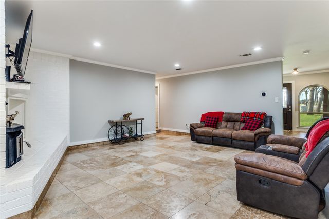 6525 Fm 2738, Burleson, TX 76028