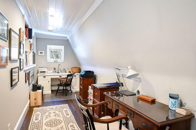 199 E Bay Road APT 12, Osterville, MA 02655