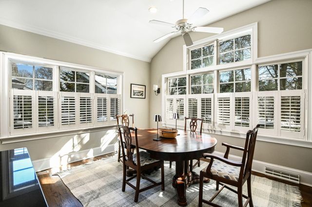 199 E Bay Road APT 12, Osterville, MA 02655