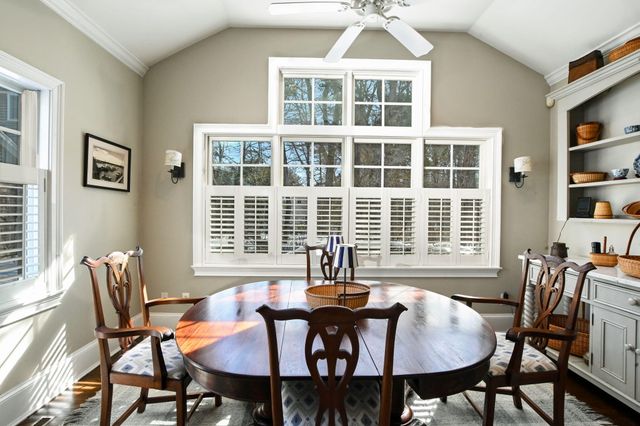 199 E Bay Road APT 12, Osterville, MA 02655