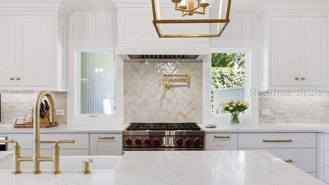 43 Scarborough Head Rd, Hilton Head Island, SC 29928