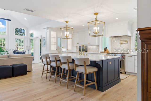 43 Scarborough Head Rd, Hilton Head Island, SC 29928