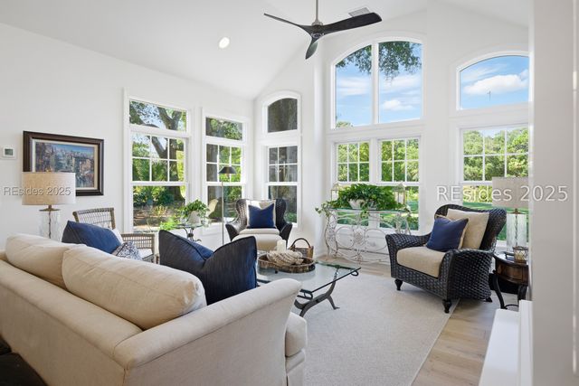 43 Scarborough Head Rd, Hilton Head Island, SC 29928