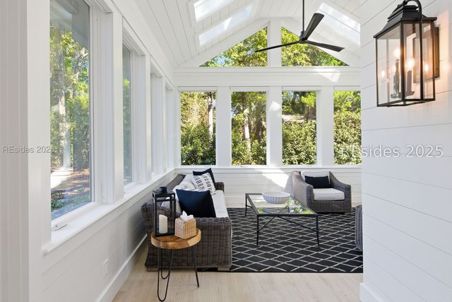 43 Scarborough Head Rd, Hilton Head Island, SC 29928