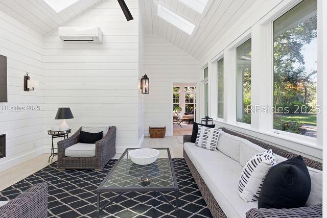 43 Scarborough Head Rd, Hilton Head Island, SC 29928