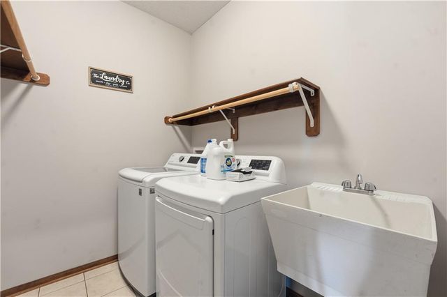 20903 W 72nd Terrace, Shawnee, KS 66218