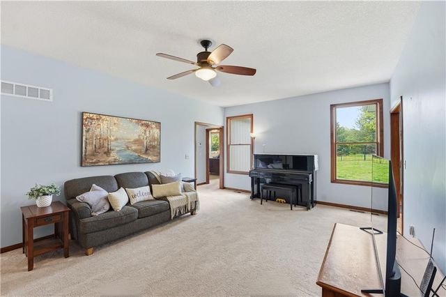 20903 W 72nd Terrace, Shawnee, KS 66218