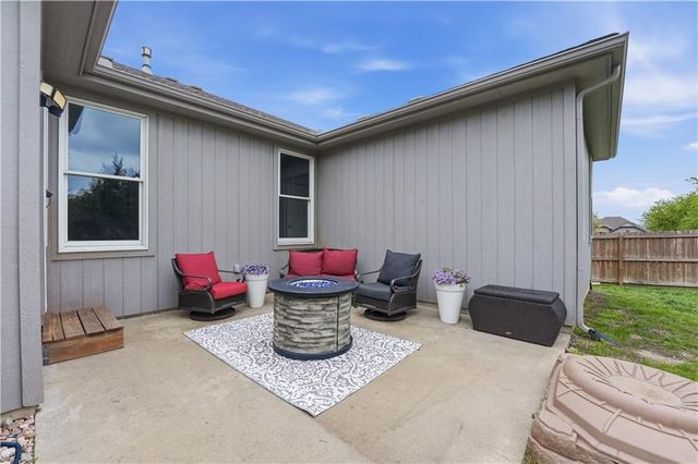 20903 W 72nd Terrace, Shawnee, KS 66218