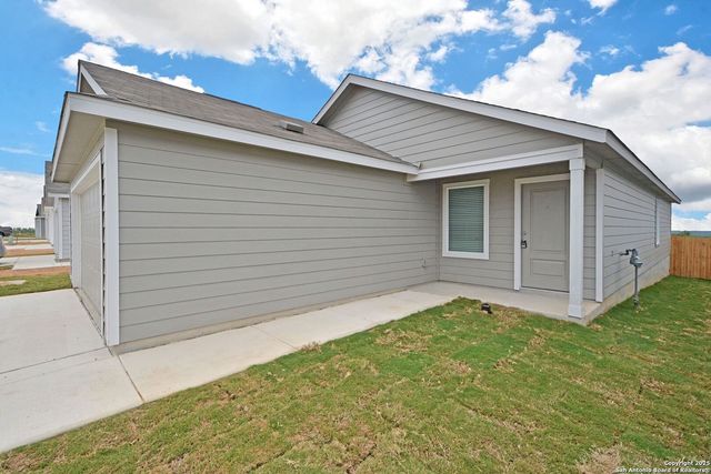 446 PAYTON PL, Marion, TX 78124