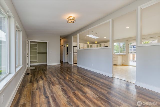 31824 109th Avenue SE, Auburn, WA 98092