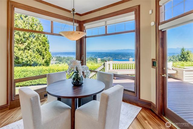 17186 SE 58th Street, Bellevue, WA 98006