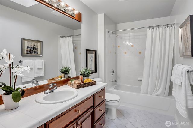 17186 SE 58th Street, Bellevue, WA 98006