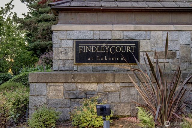 17186 SE 58th Street, Bellevue, WA 98006